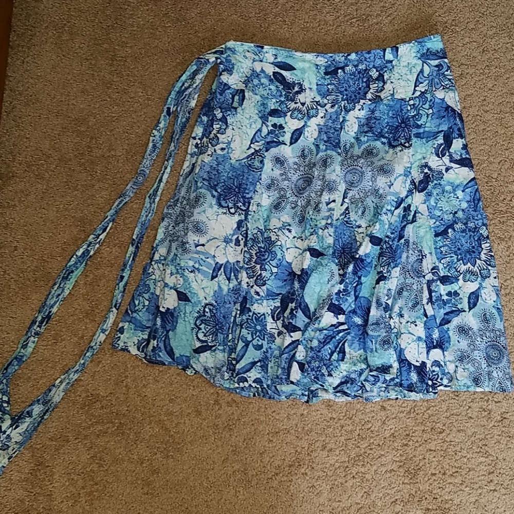 Mid length skirt size 8